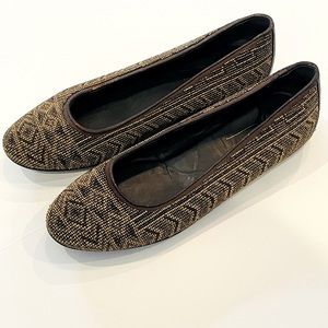 Donald J. Pliner Hasin Beaded Flats
